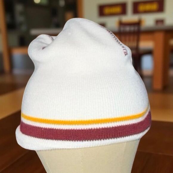 Minnesota Golden Gophers Logo Reversable Gopher Mascot Kniy Beanie Skull Cap - Picture 3 of 4